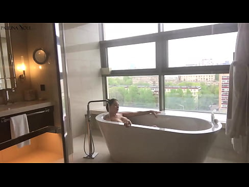 ❤️ Tremenda nena masturbando apasionadamente su coño en el baño ️ Porno en es.thebestfetishsites.ru ❌️