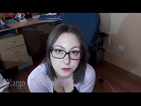 ❤️ Chica sexy con gafas chupa consolador profundamente en la cámara ️ Porno en es.thebestfetishsites.ru ❌️